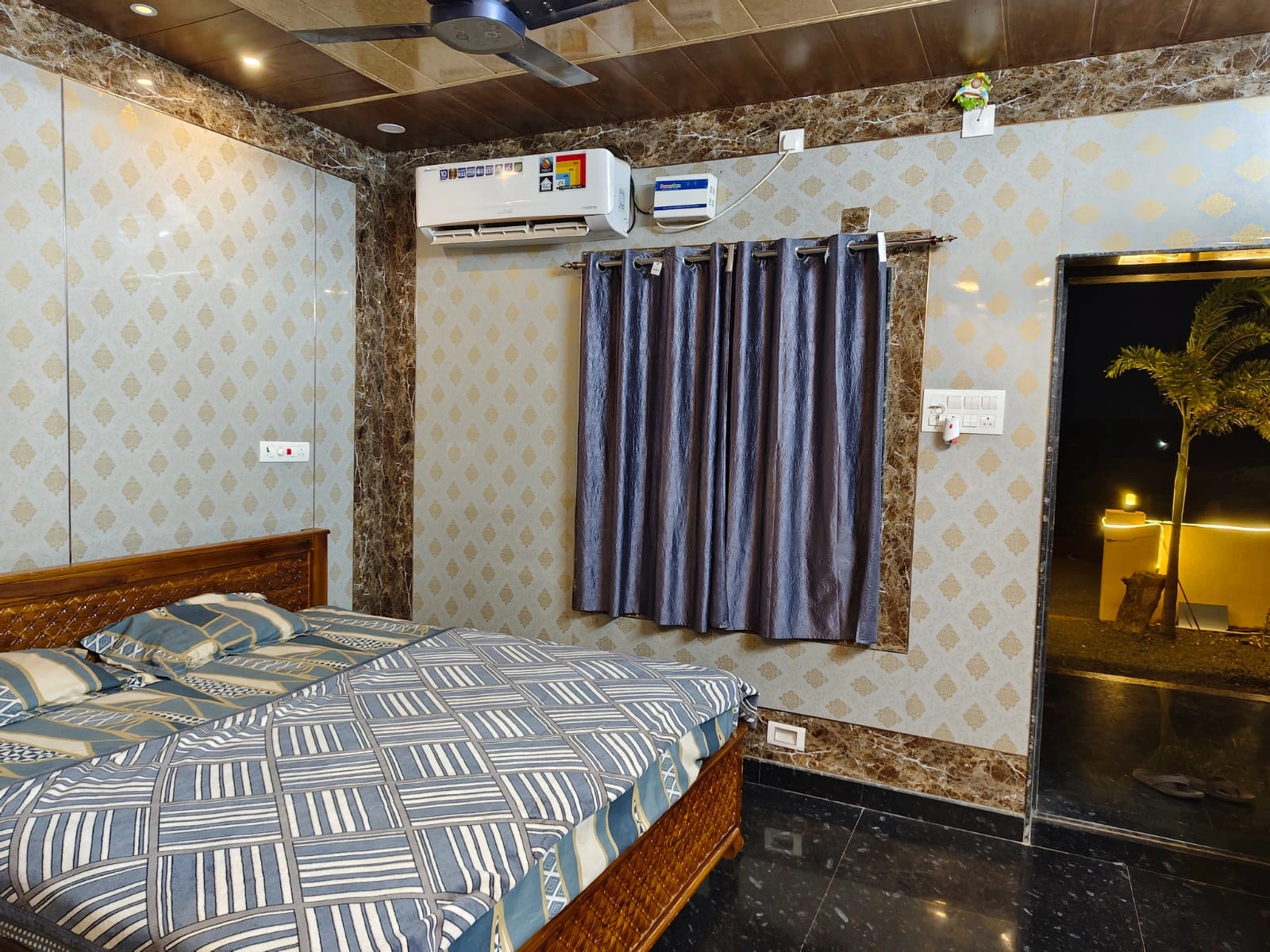 Staying Room